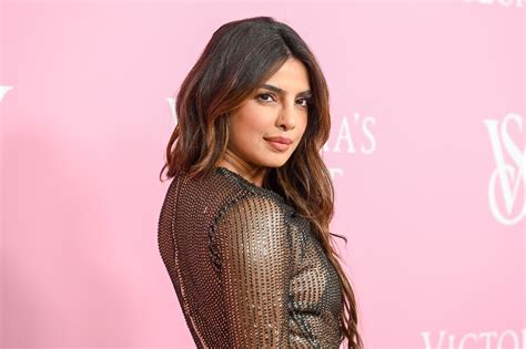 Priyanka Chopra Nude: 720p HD Porn Videos & Sex Tapes